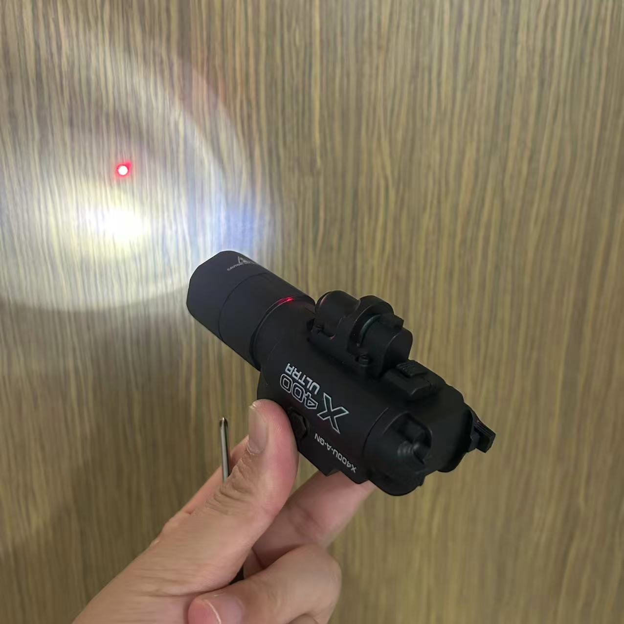 X400U Tactische Infrarood Lase - Industrial Laser Gun recensie en prijs